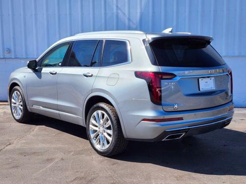 Argent Silver Metallic 2024 Cadillac XT6 Premium Luxury AWD