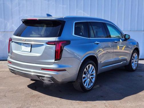 Argent Silver Metallic 2024 Cadillac XT6 Premium Luxury AWD