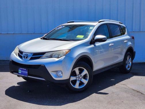 Classic Silver Metallic 2015 Toyota RAV4 XLE