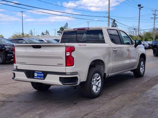 White Sands 2026 Chevrolet Silverado 1500 RST