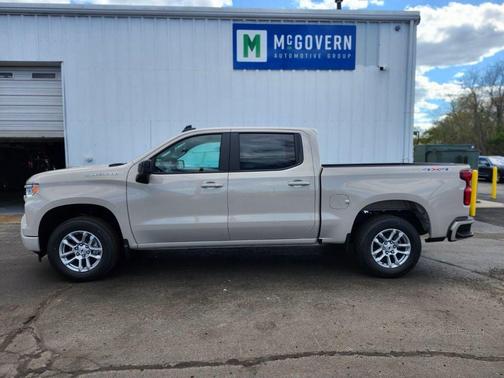 White Sands 2026 Chevrolet Silverado 1500 RST