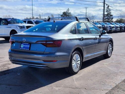 Platinum Gray Metallic 2019 Volkswagen Jetta 1.4T S