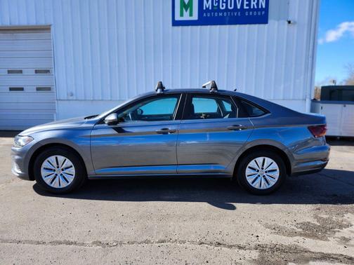 Platinum Gray Metallic 2019 Volkswagen Jetta 1.4T S