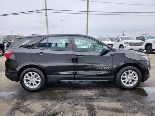 2021 Chevrolet Equinox LS