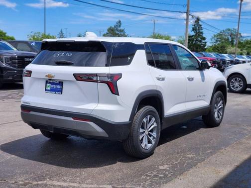 Summit White 2026 Chevrolet Equinox 1LT