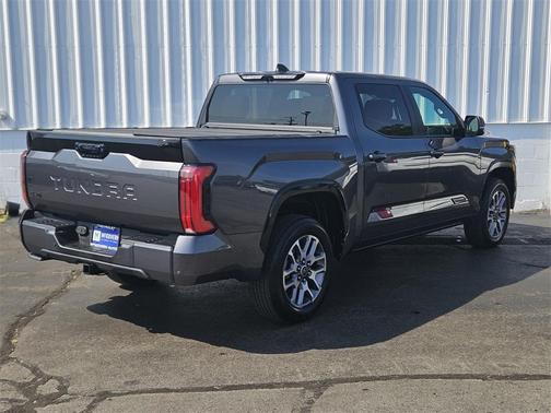 2024 Toyota Tundra Platinum