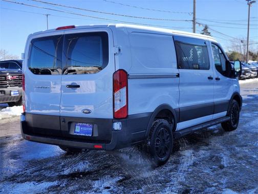 2022 Ford Transit-250 Base