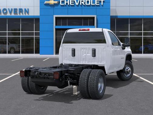 2026 Chevrolet Silverado 3500 WT
