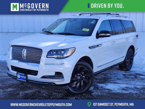 2022 Lincoln Navigator Standard