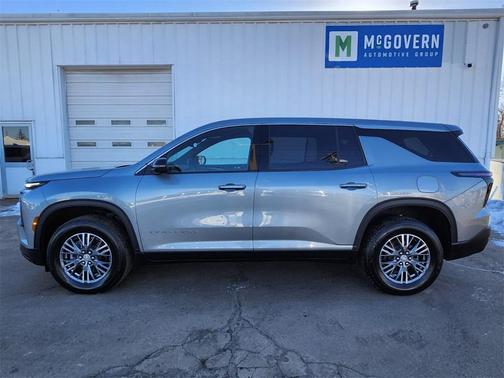 2024 Chevrolet Traverse LS