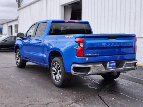 2025 Chevrolet Silverado 1500 LT