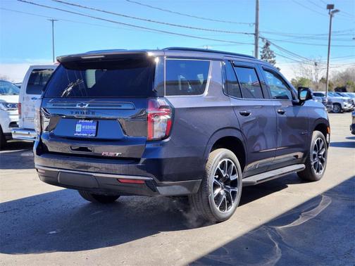 2022 Chevrolet Tahoe 4WD RST