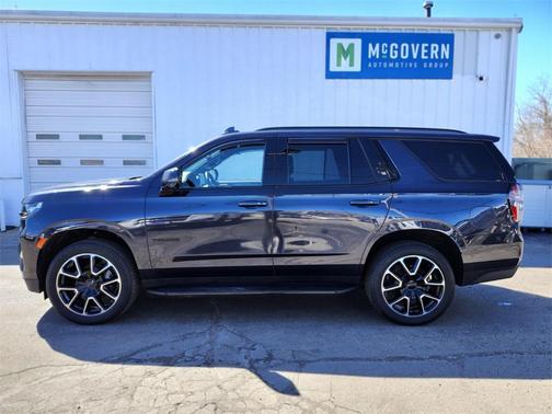 2022 Chevrolet Tahoe 4WD RST