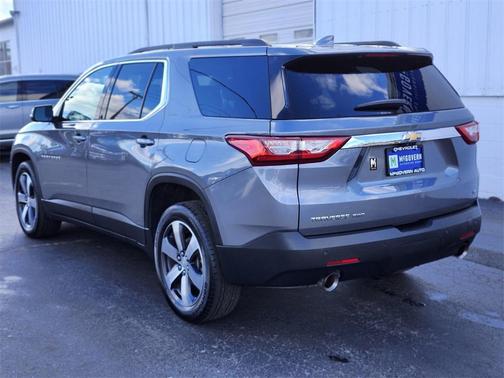 2021 Chevrolet Traverse LT Leather