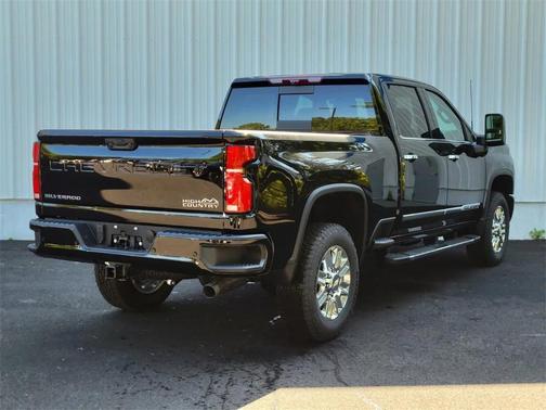 2025 Chevrolet Silverado 3500 High Country