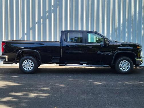 2025 Chevrolet Silverado 3500 LT
