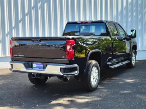 2025 Chevrolet Silverado 3500 LT