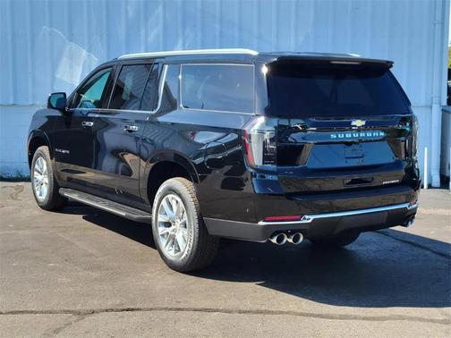 2025 Chevrolet Suburban Premier