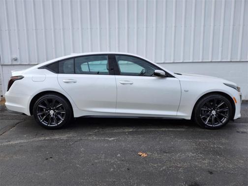 2022 Cadillac CT5 Sport