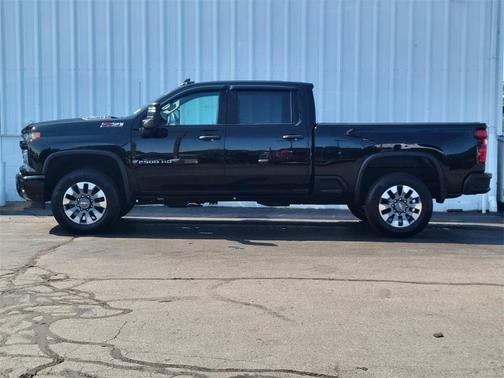 2024 Chevrolet Silverado 2500 Custom