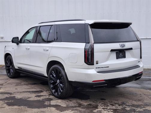 2025 Cadillac Escalade Sport Platinum