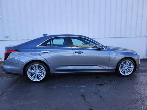 2022 Cadillac CT4 Premium Luxury