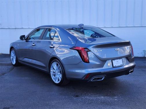 2022 Cadillac CT4 Premium Luxury