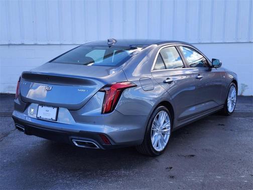 2022 Cadillac CT4 Premium Luxury