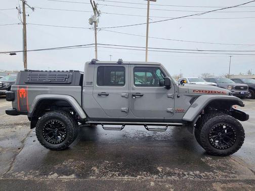 Sting-Gray Clearcoat 2021 Jeep Gladiator Mojave 4x4
