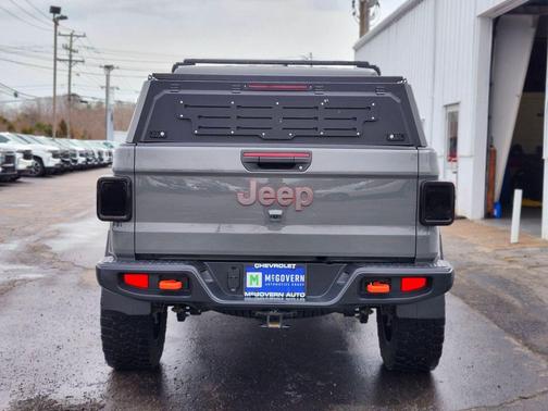Sting-Gray Clearcoat 2021 Jeep Gladiator Mojave 4x4