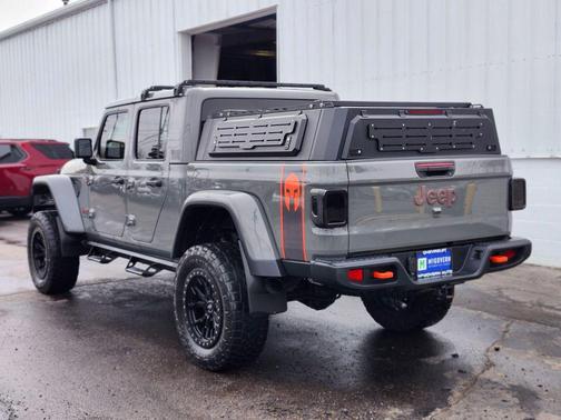 Sting-Gray Clearcoat 2021 Jeep Gladiator Mojave 4x4