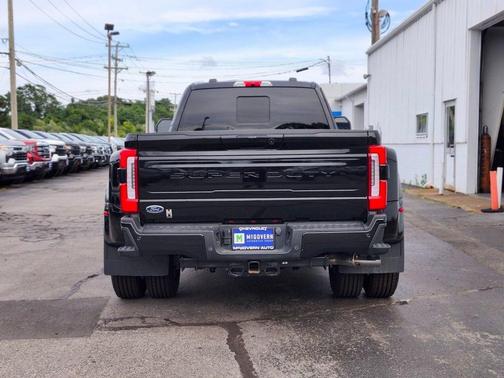 Agate Black Metallic 2026 Ford F-350 XL