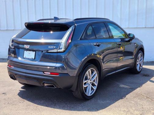 Shadow Metallic 2019 Cadillac XT4 Sport