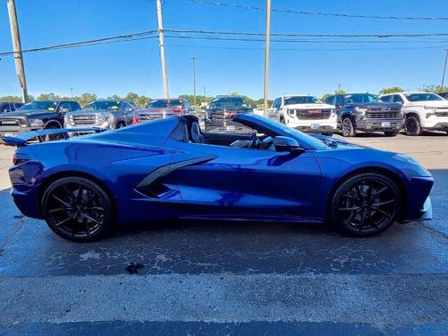 Admiral Blue Metallic 2027 Chevrolet Corvette Stingray w/3LT