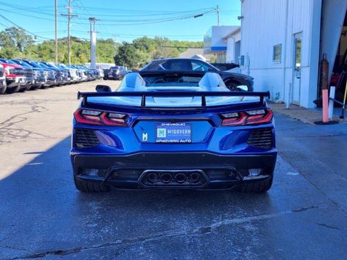 Admiral Blue Metallic 2027 Chevrolet Corvette Stingray w/3LT
