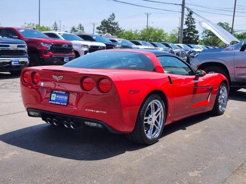 Victory Red 2005 Chevrolet Corvette Base