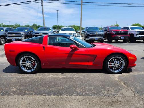 Victory Red 2005 Chevrolet Corvette Base