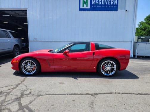Victory Red 2005 Chevrolet Corvette Base