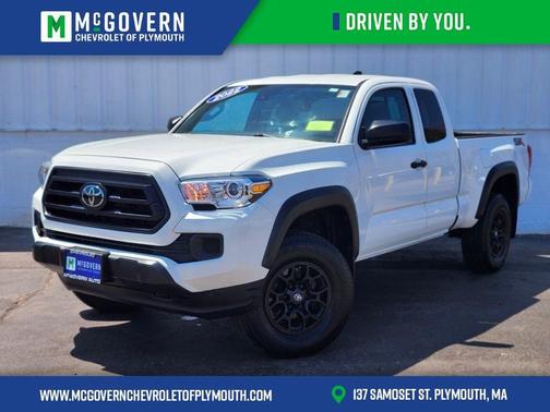 White 2022 Toyota Tacoma SR