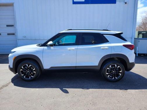 Summit White 2023 Chevrolet Trailblazer LT