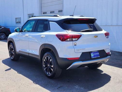 Summit White 2023 Chevrolet Trailblazer LT