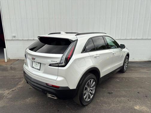 Crystal White Tricoat 2023 Cadillac XT4 Sport