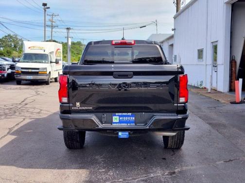 Black 2024 Chevrolet Colorado Z71