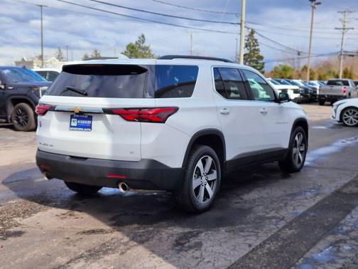 Summit White 2023 Chevrolet Traverse LT Leather