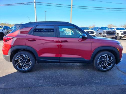 Apex Red 2026 Chevrolet Trailblazer RS