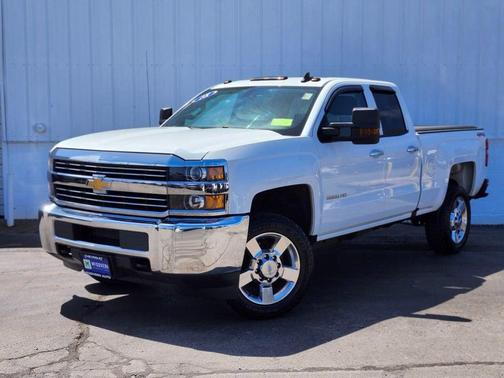 Summit White 2018 Chevrolet Silverado 2500 WT