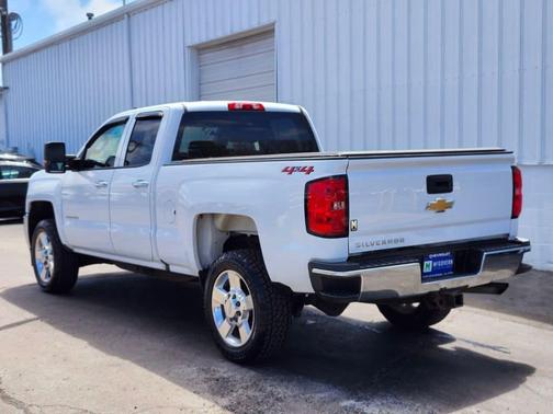 Summit White 2018 Chevrolet Silverado 2500 WT