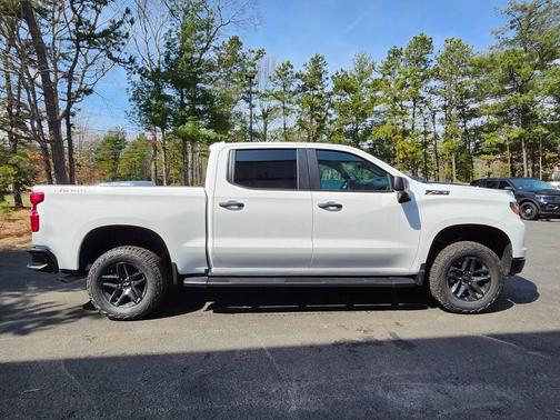 Summit White 2026 Chevrolet Silverado 1500 Custom Trail Boss