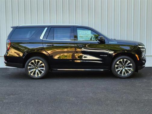 2025 Chevrolet Tahoe 4WD High Country