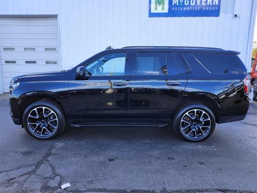 2022 Chevrolet Tahoe 4WD RST